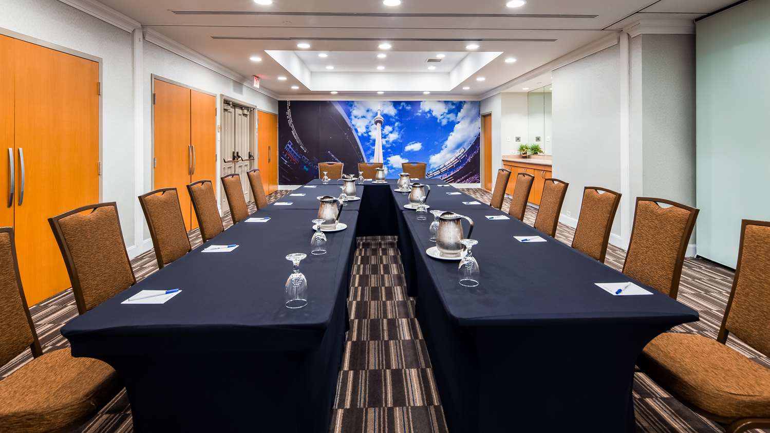 Best Western Premier Toronto Airport Carlingview Hotel 9/15