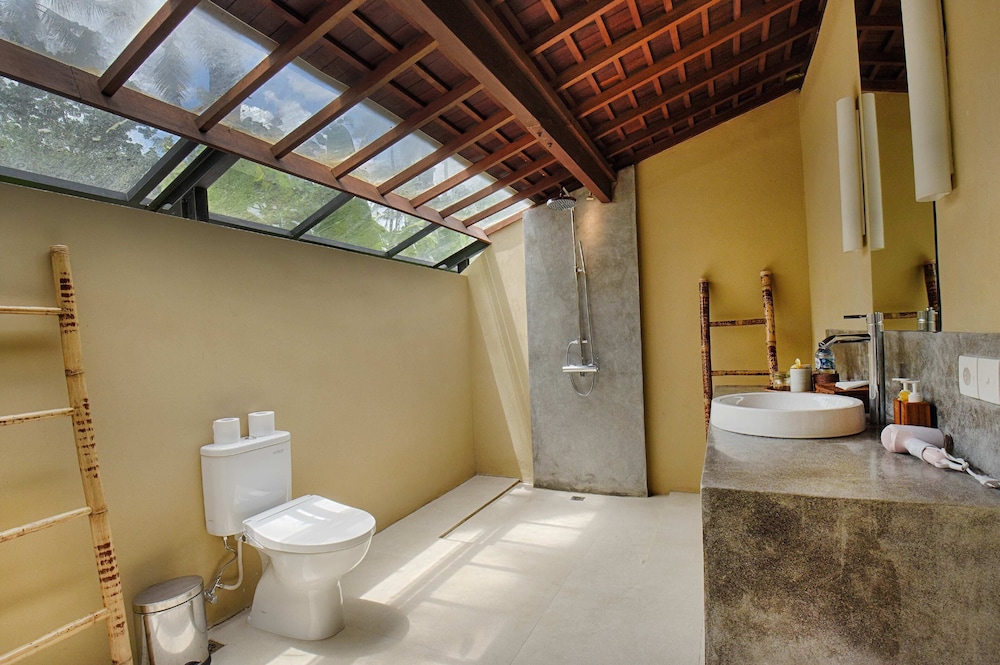 Samkhya Villas 24/71