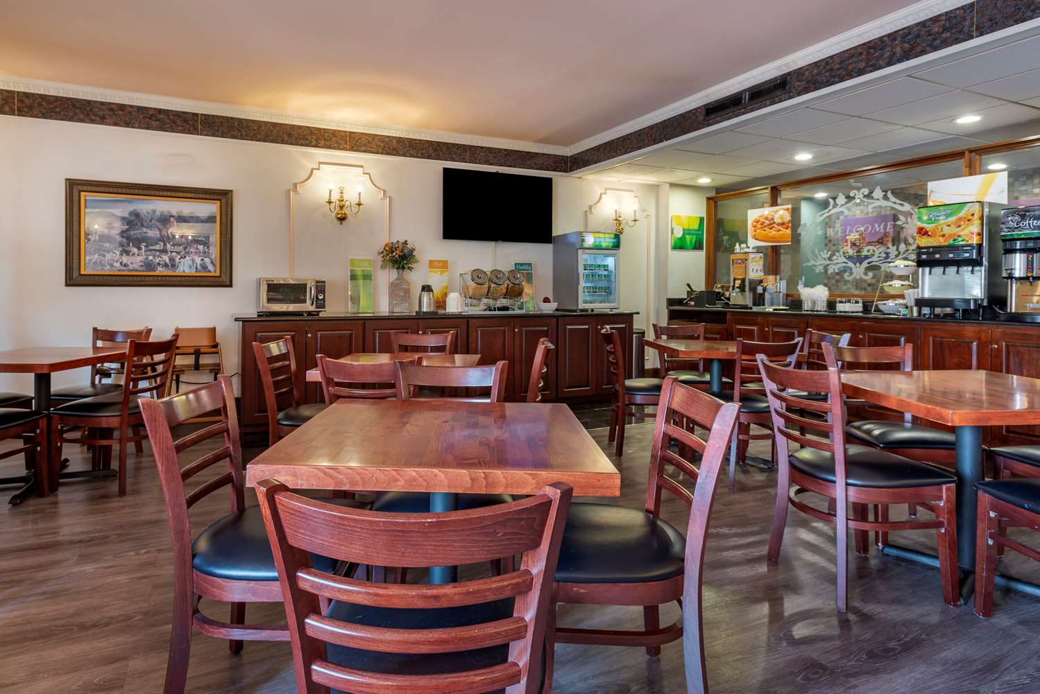 restaurant cafeteria
