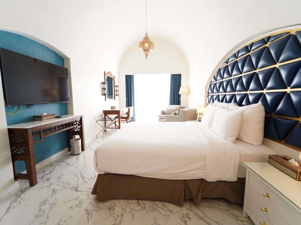 Movenpick Resort Sharm El Sheik Naama Bay 27/82