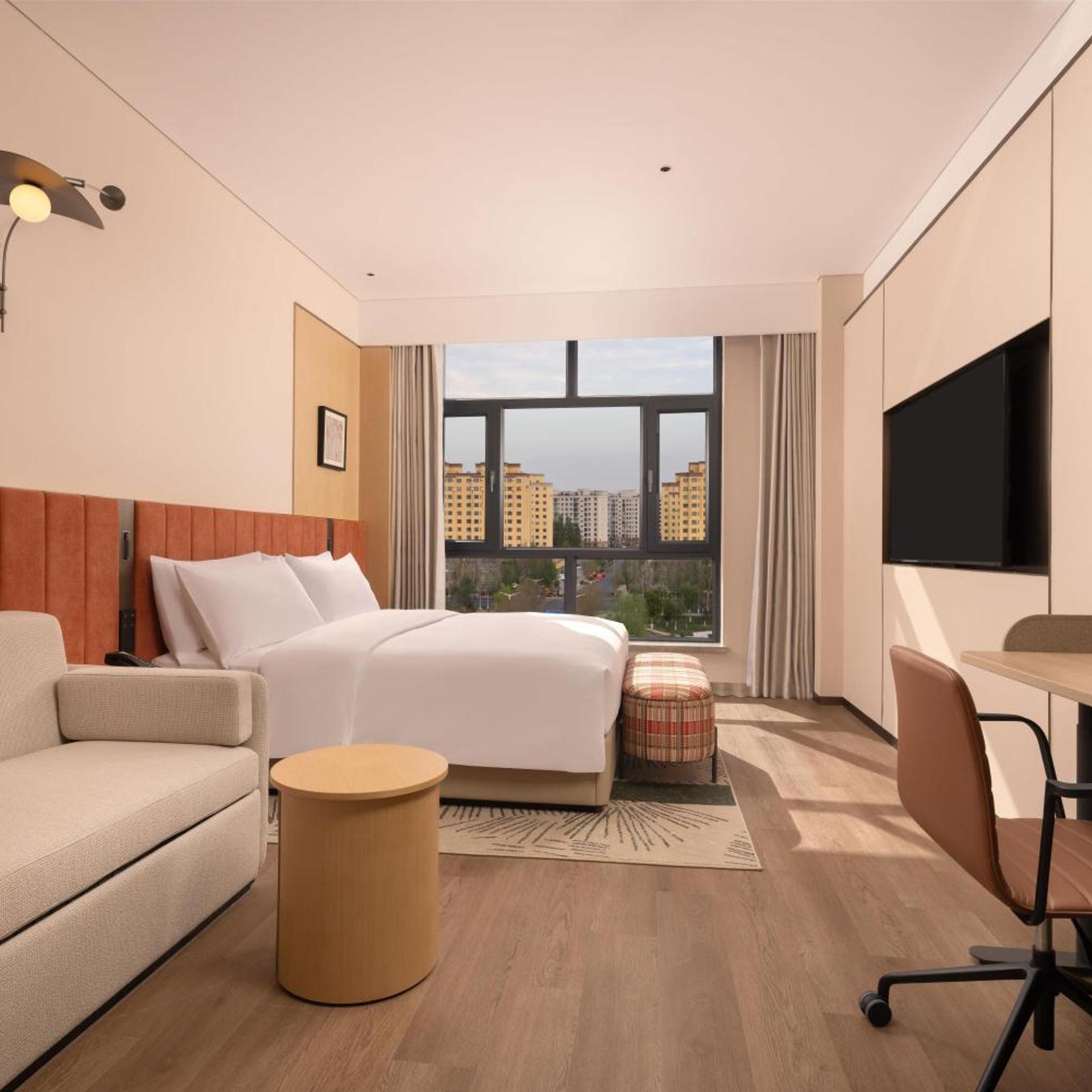 Hilton Garden Inn Jinghe County 24/52