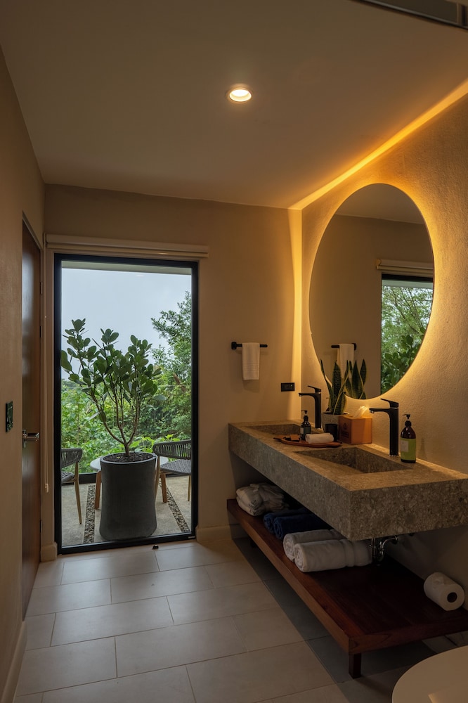 Koora Hotel a Cloud Forest Hotel By Sandglass 32/60