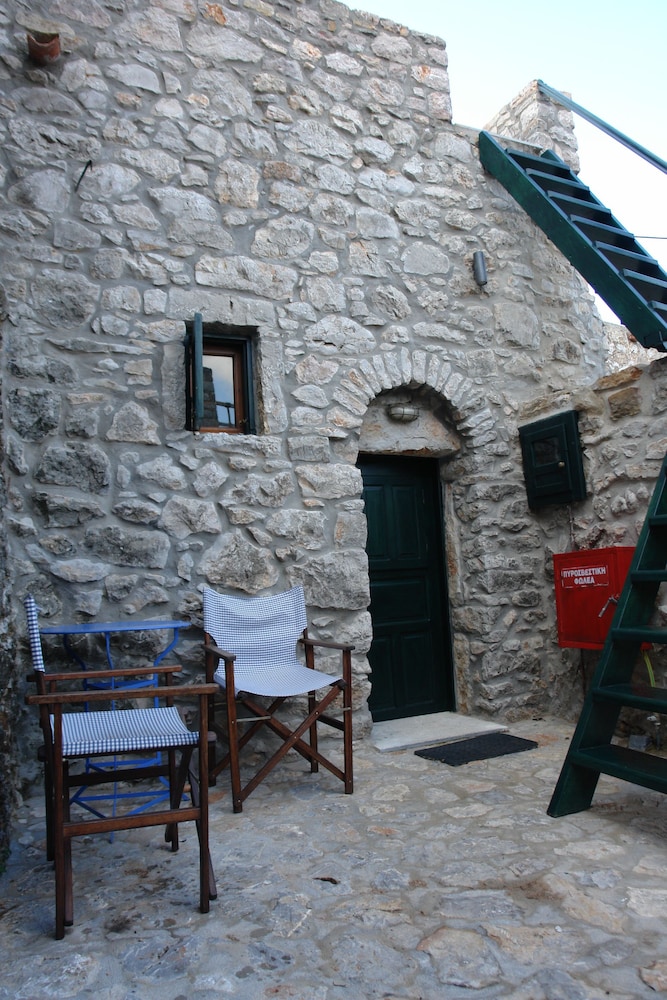 Spitakia 44/50