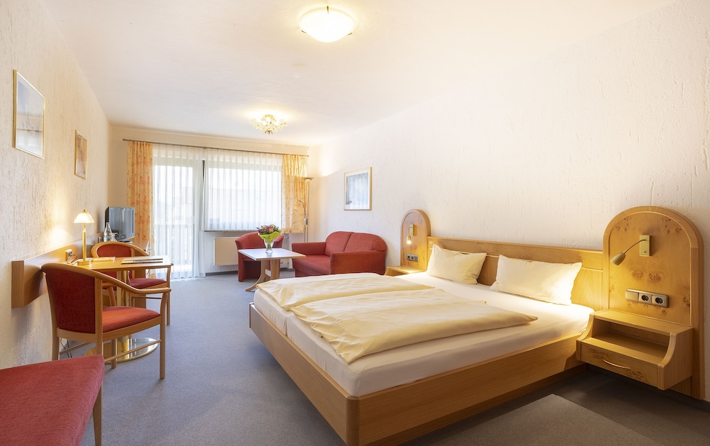 Landhotel Seeg 11/40