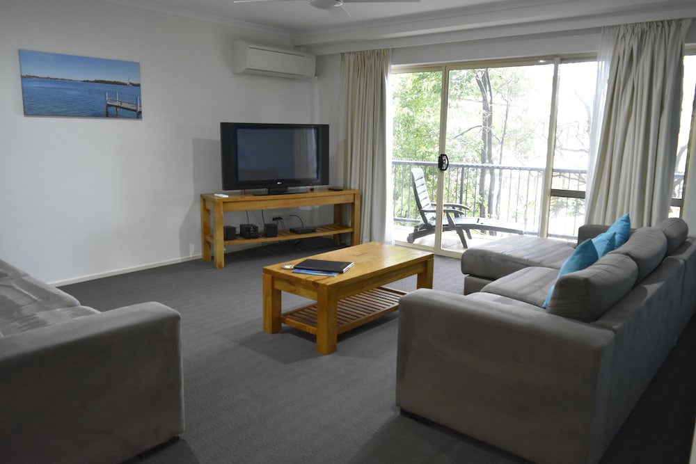 Beachside Holiday Apartments 41/49