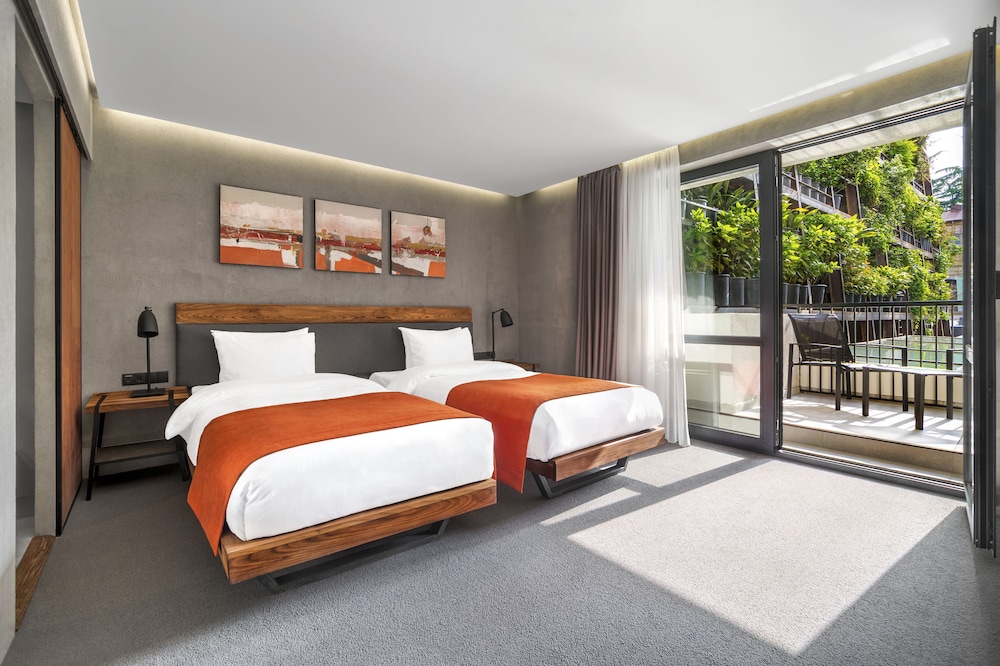 Iota Hotel Tbilisi 12/64