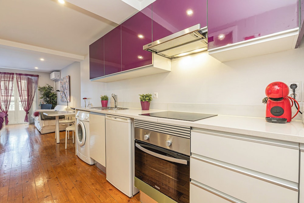 Lisbon Core Apartments In Bairro Alto Chiado 11/50