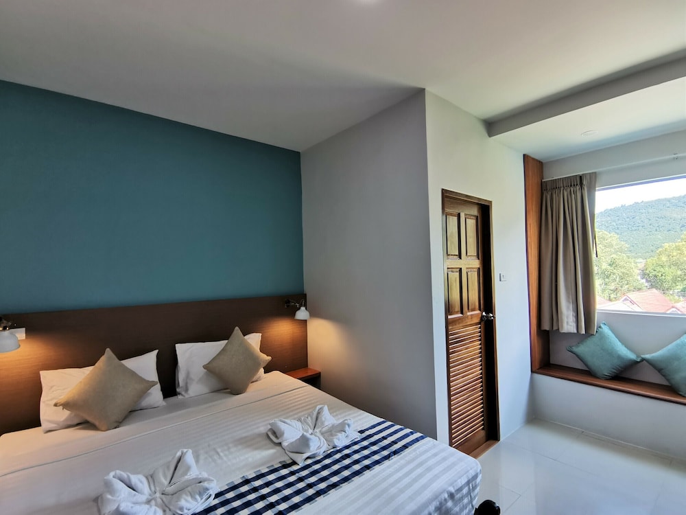 Kamala Beach Residence SHA+ by ZUZU 24/66