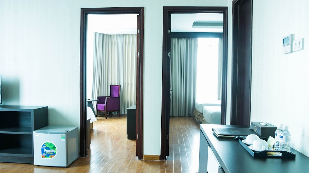 Tqt Hotel 45/60