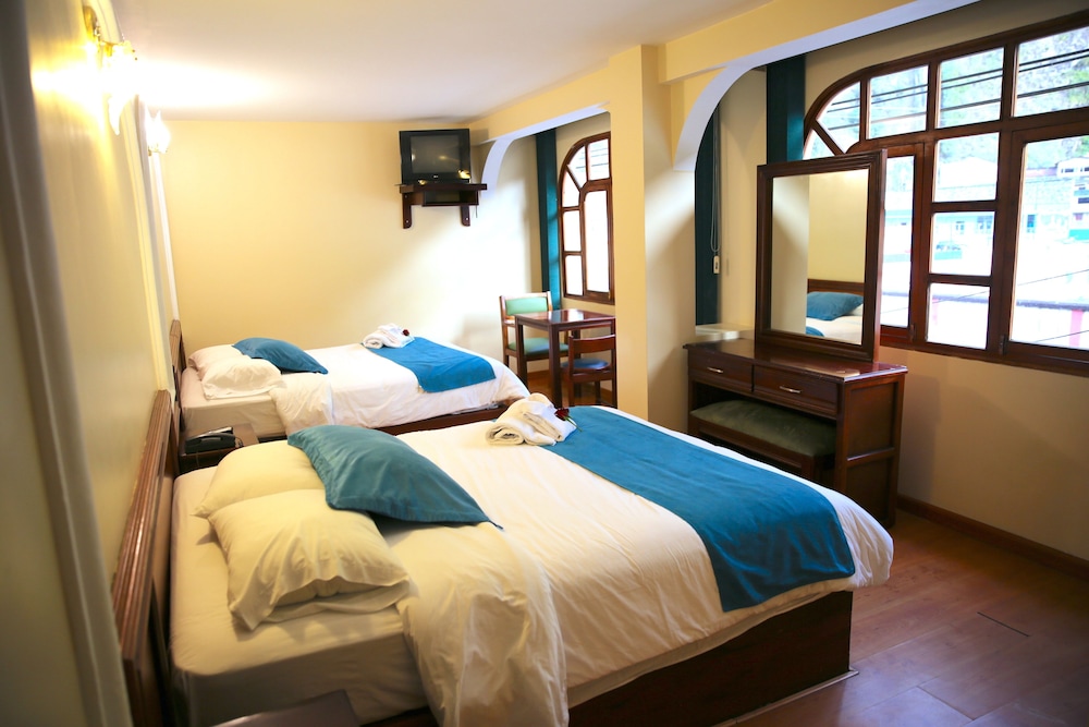 Hotel Donde Marcelo 27/68