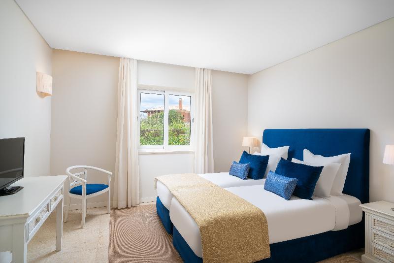 3 Bedrooms, Suite, Apartment