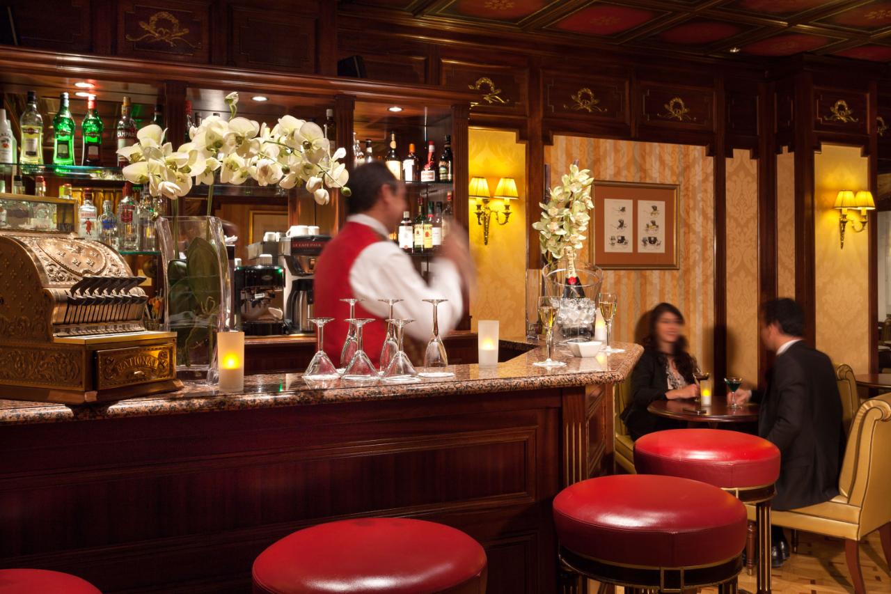 Hotel Mayfair Paris 37/57