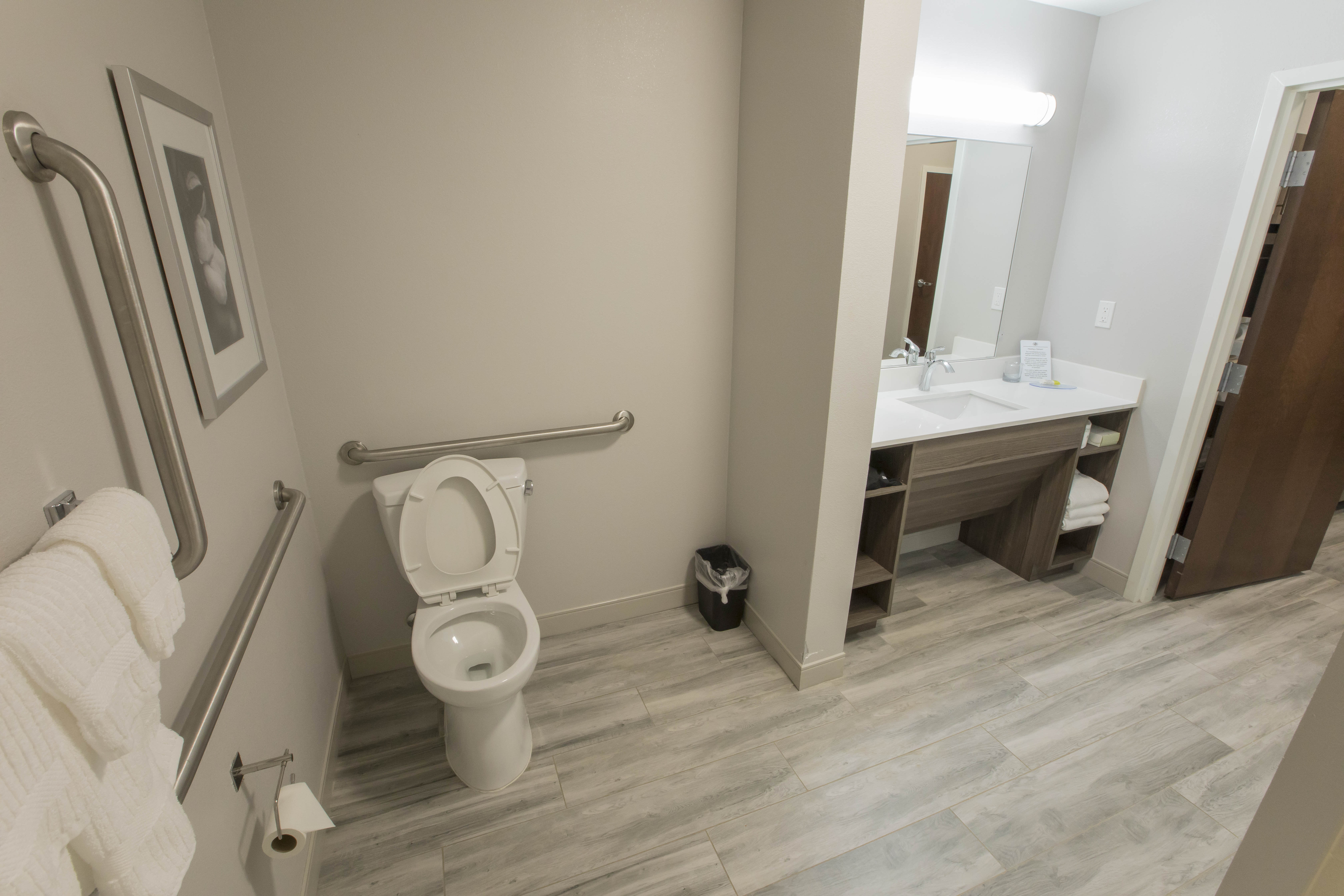 Candlewood Suites Mcdonough 48/48