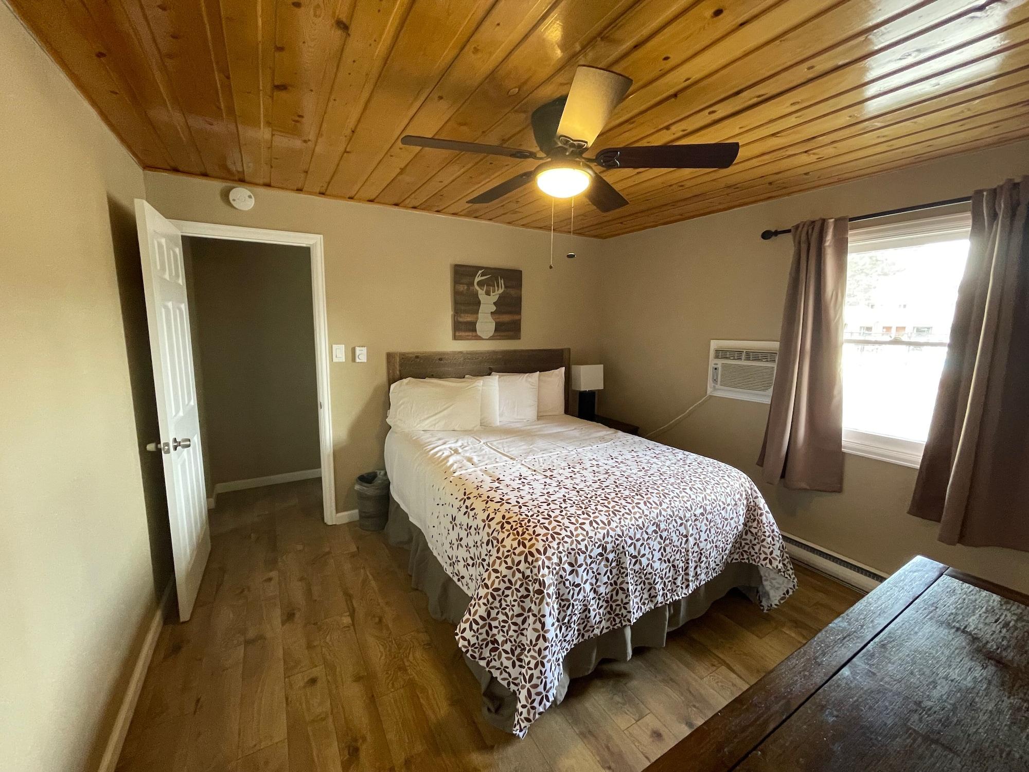 Suite, Multiple Beds