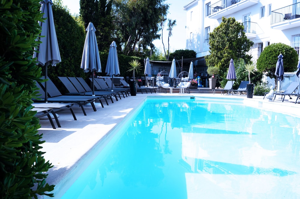 La Villa Cap D Antibes 5/77