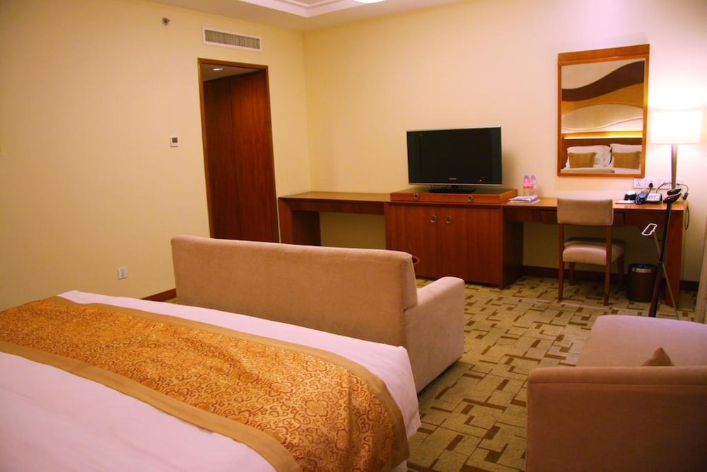 Jianguo Garden Hotel 7/32