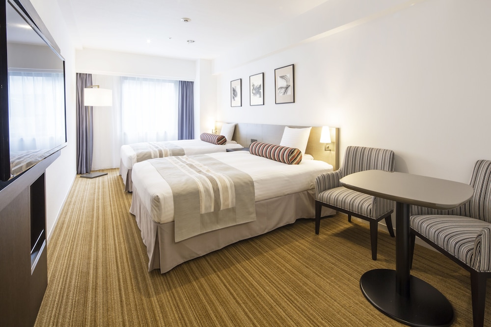 Deluxe, 2 Double Beds, Murphy Bed