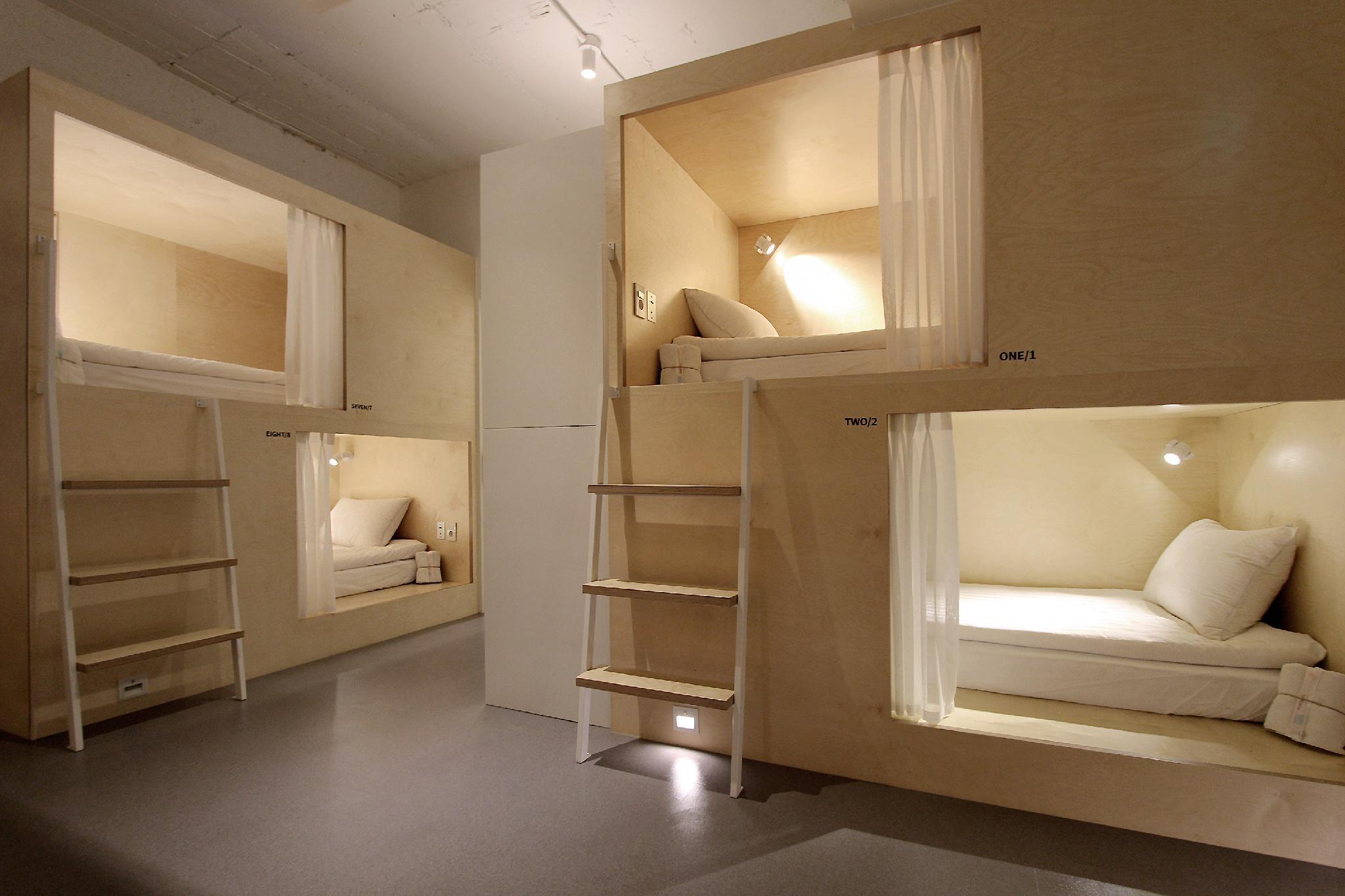 Female Dorm, Female Only, 8 Beds