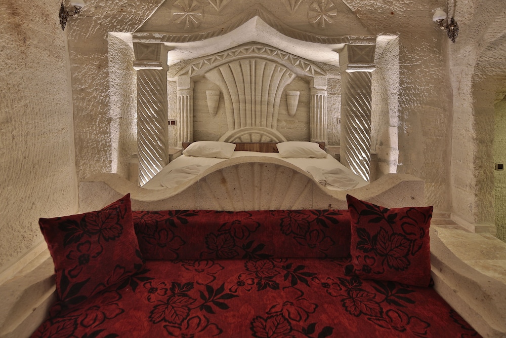 Kayatas Hotel 20/45