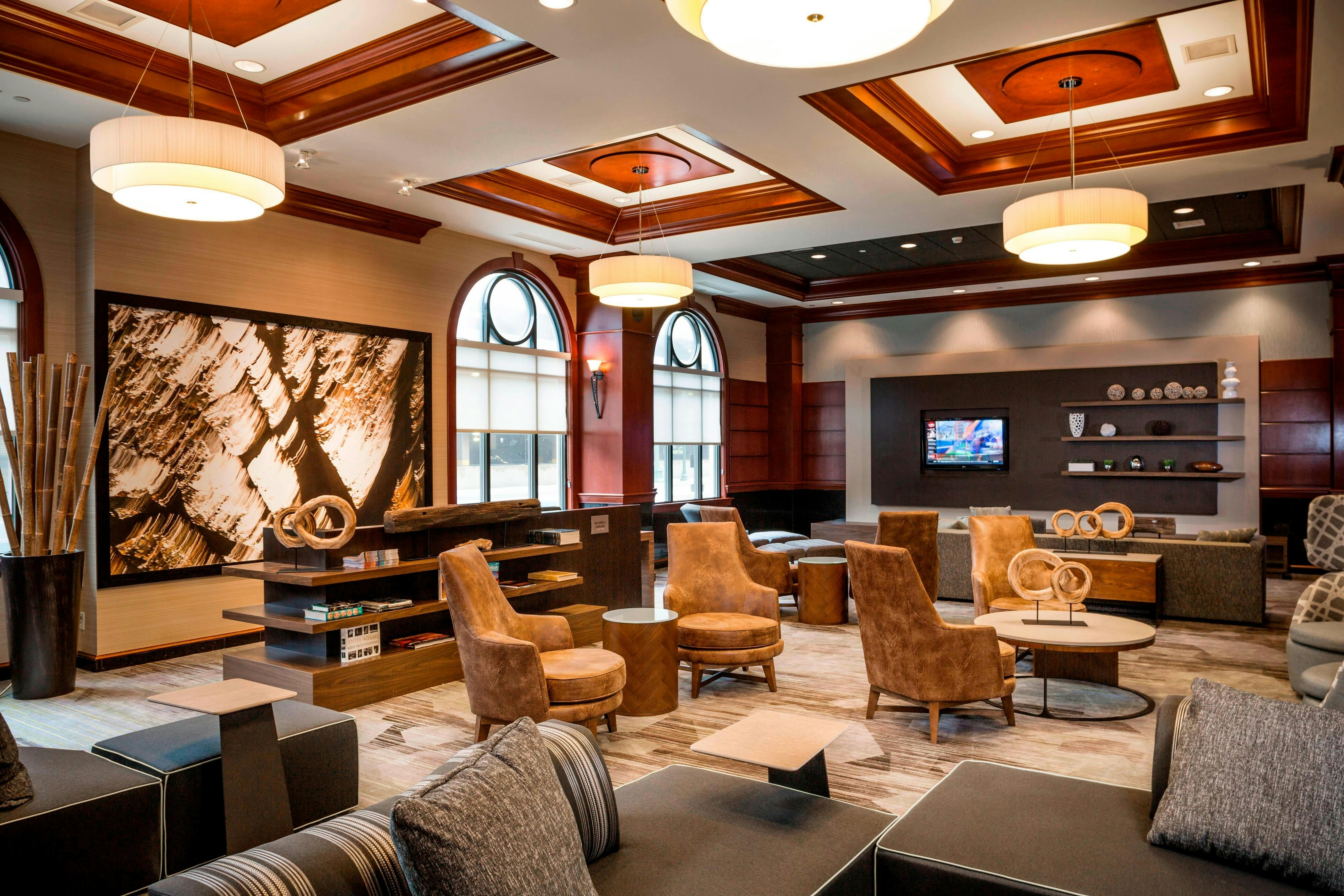 Courtyard by Marriott Norfolk Downtown 24/44
