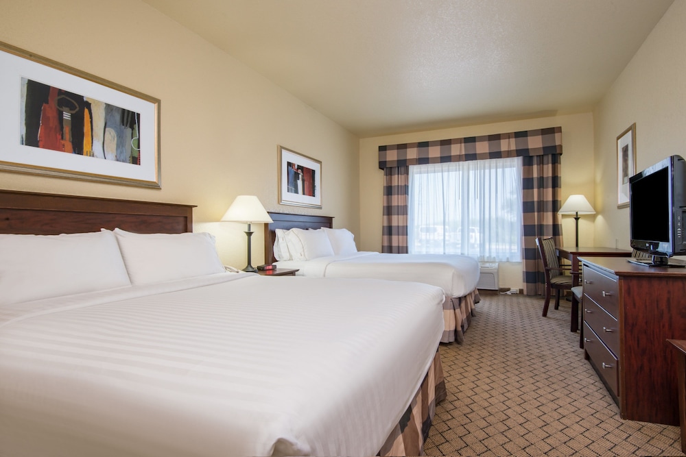 Holiday Inn Express Hotel And Suites el Dorado Ks 12/52