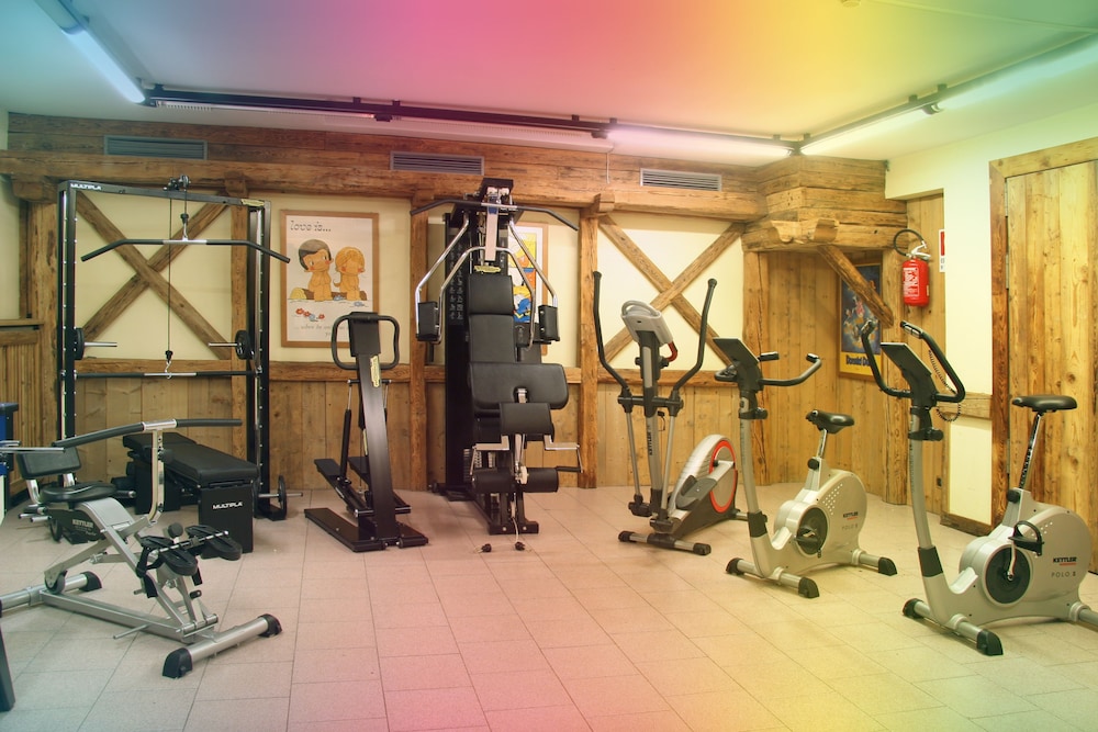Schloss Hotel & Club Dolomiti 27/50