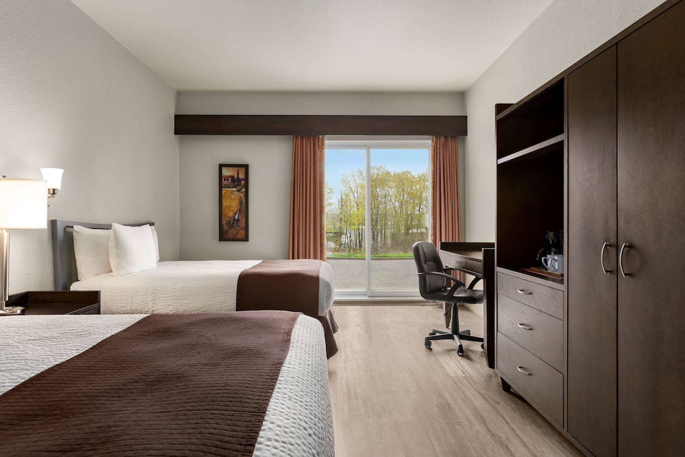 Days Inn By Wyndham Montmagny 15/34