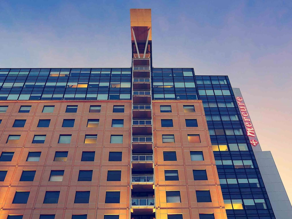 Mercure Sydney 2/67