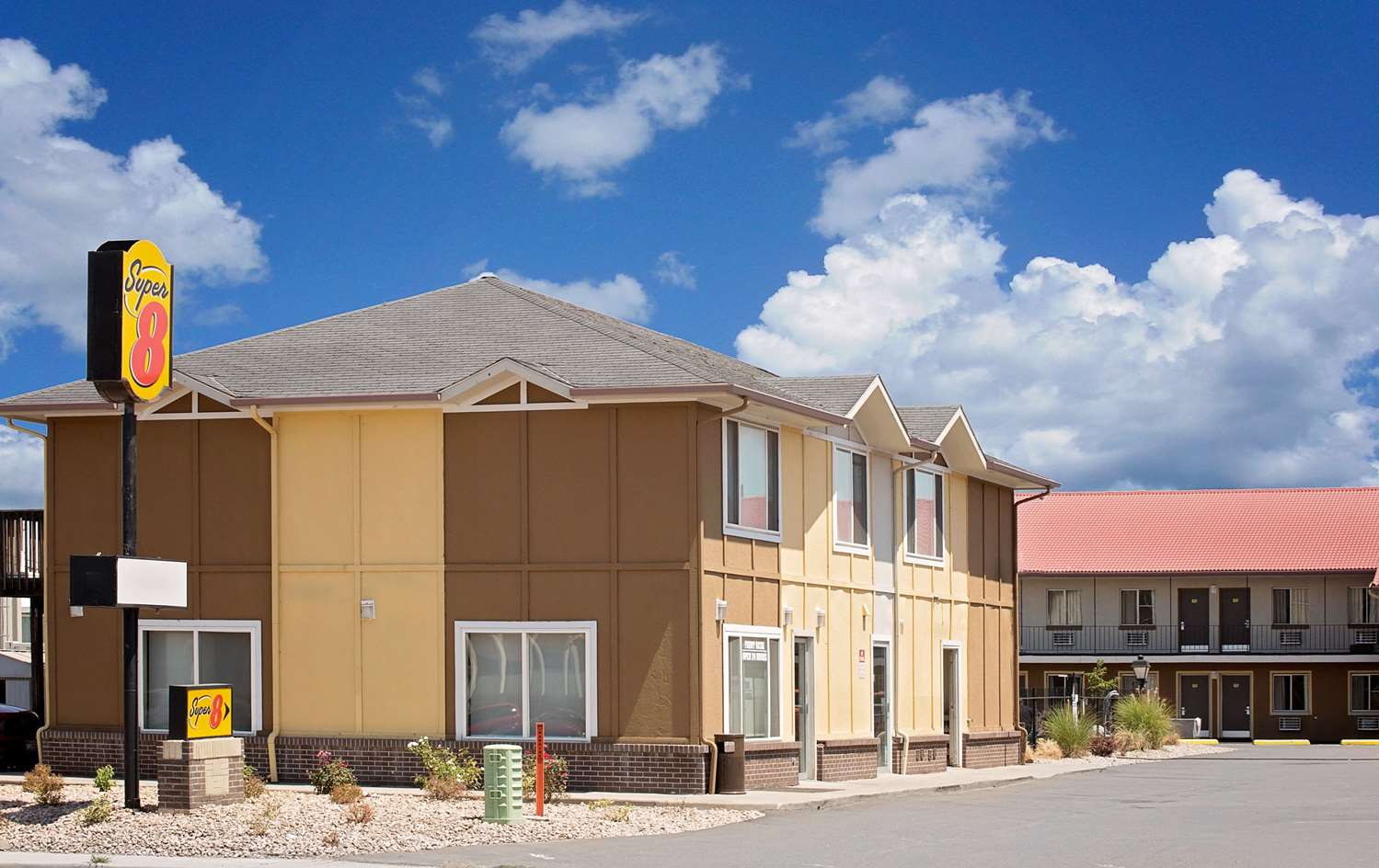 Super 8 by Wyndham Denver Central 3/17