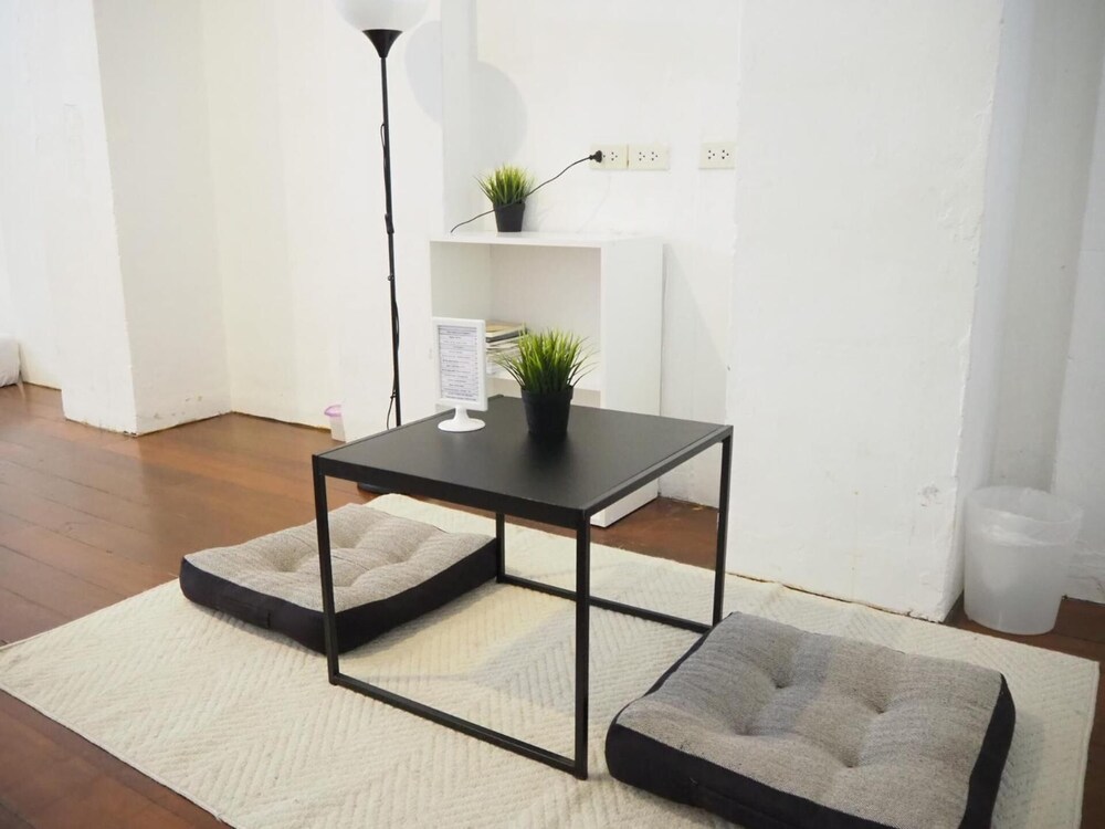 Chino Town Gallery Hostel 38/58