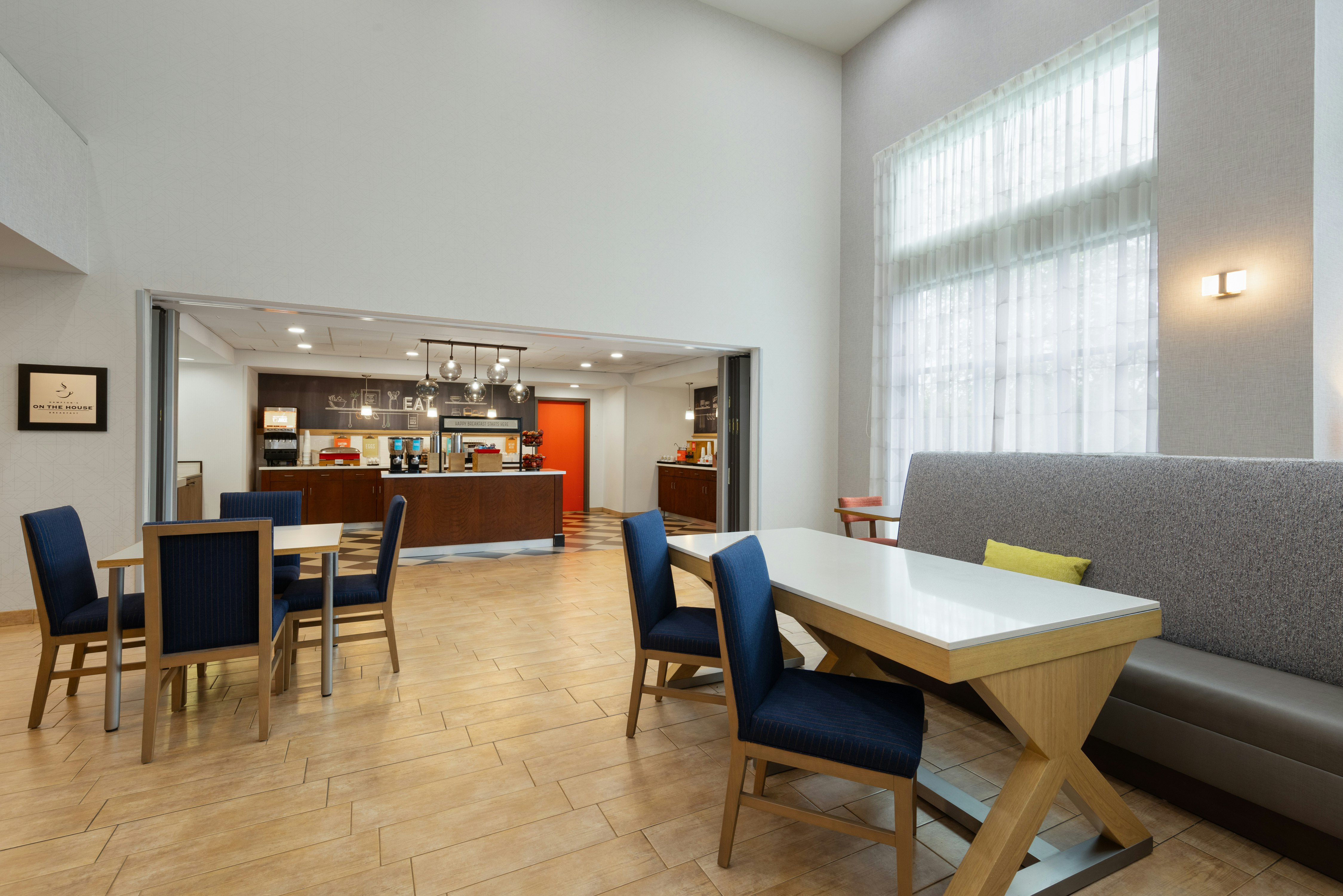 Hampton Inn and Suites Harrisburg/North 41/55