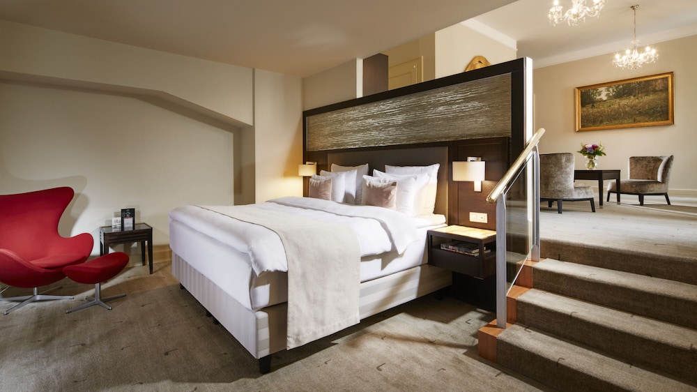 LUXURY, SUITE, KING BED, SOFA