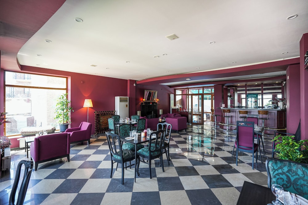 Andza Tbilisi Hotel 13/84