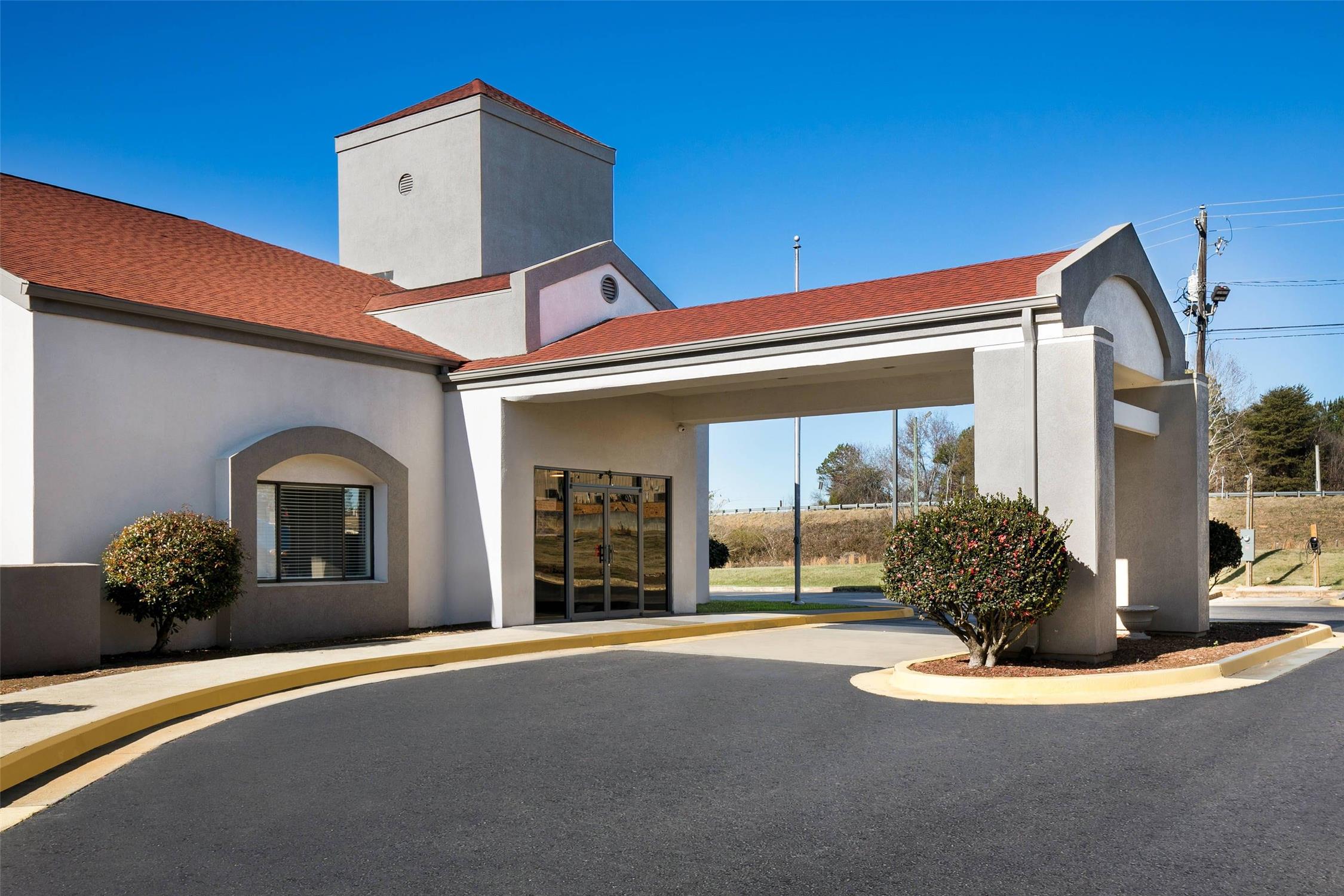 Quality Inn Lavonia, GA 24/30