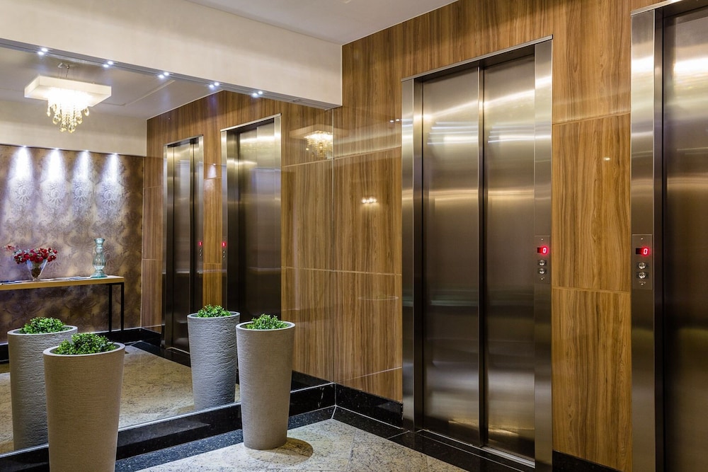 Vogue Hotel 29/60