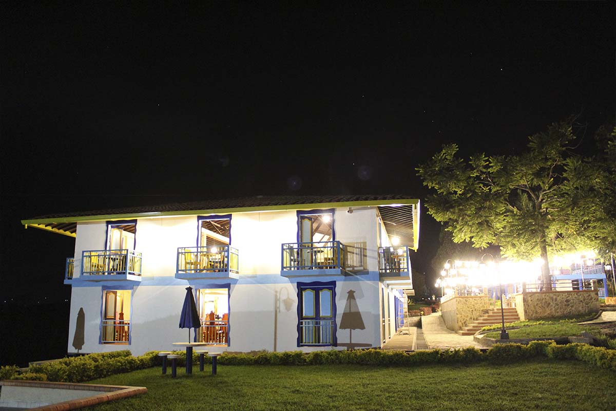 Hotel Campestre Reino Quindiano 1/15