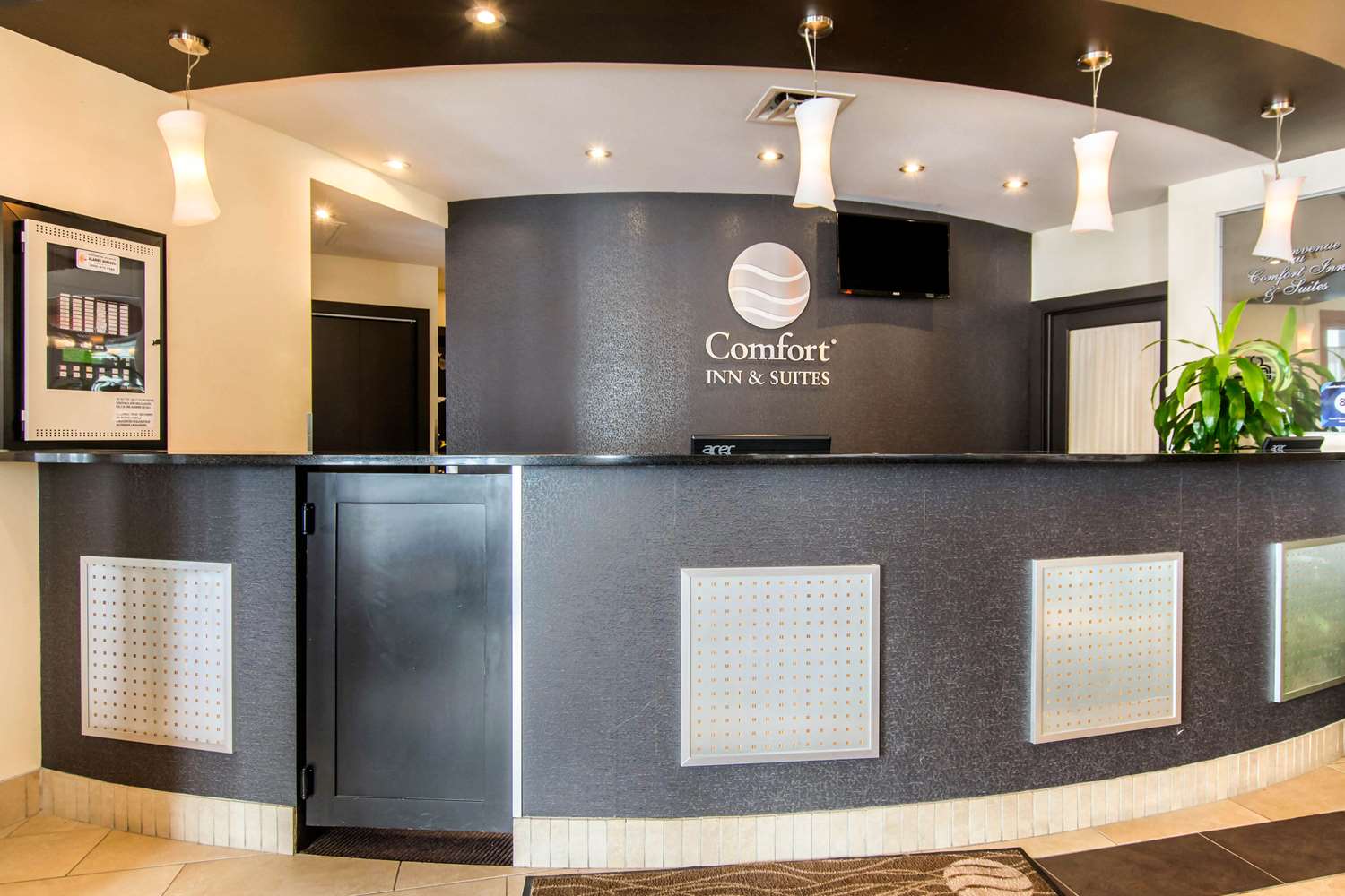 Comfort Inn & Suites Saint-Jerome 2/16