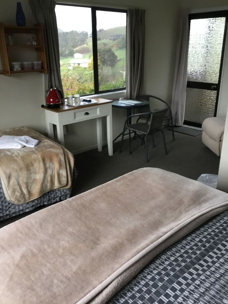 WAITOMO CAVES GUEST LODGE 30/73