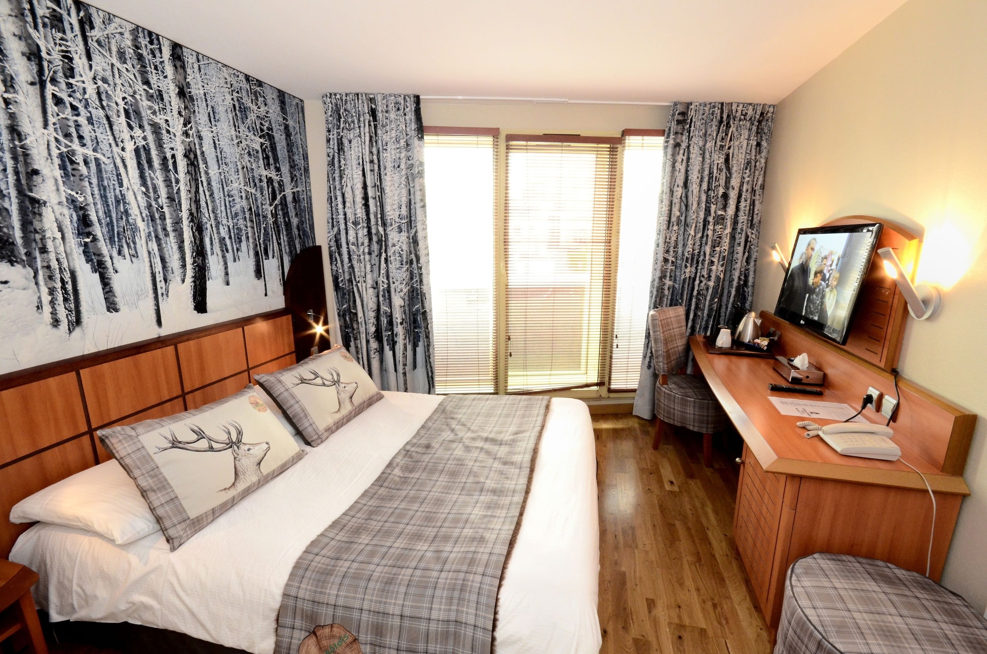 CLASSIC, DOUBLE OR TWIN BED