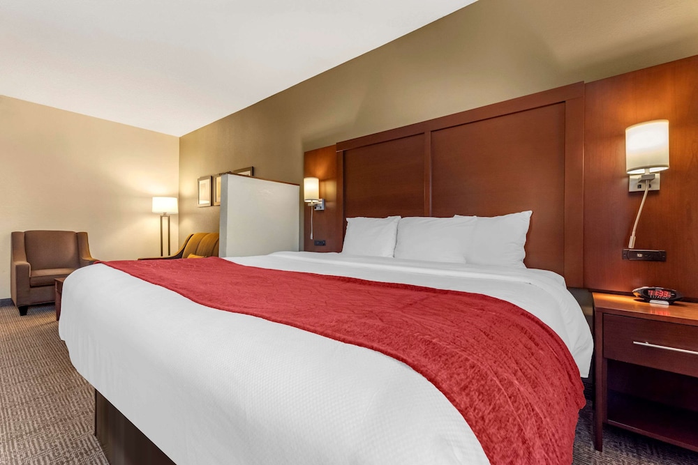 Comfort Inn & Suites Streetsboro - Kent 6/27