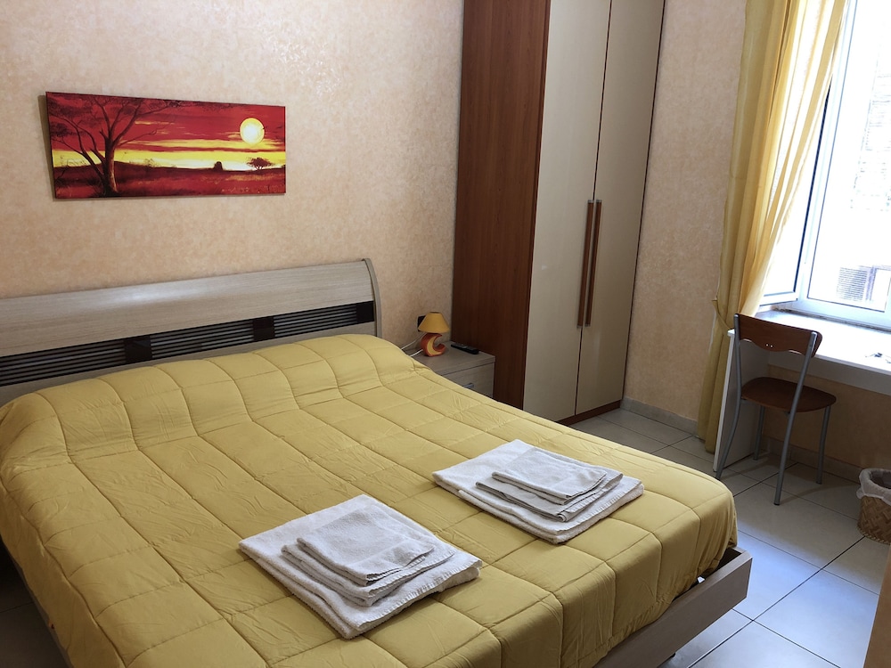 B B Quattro Palazzi Napoli 17/48