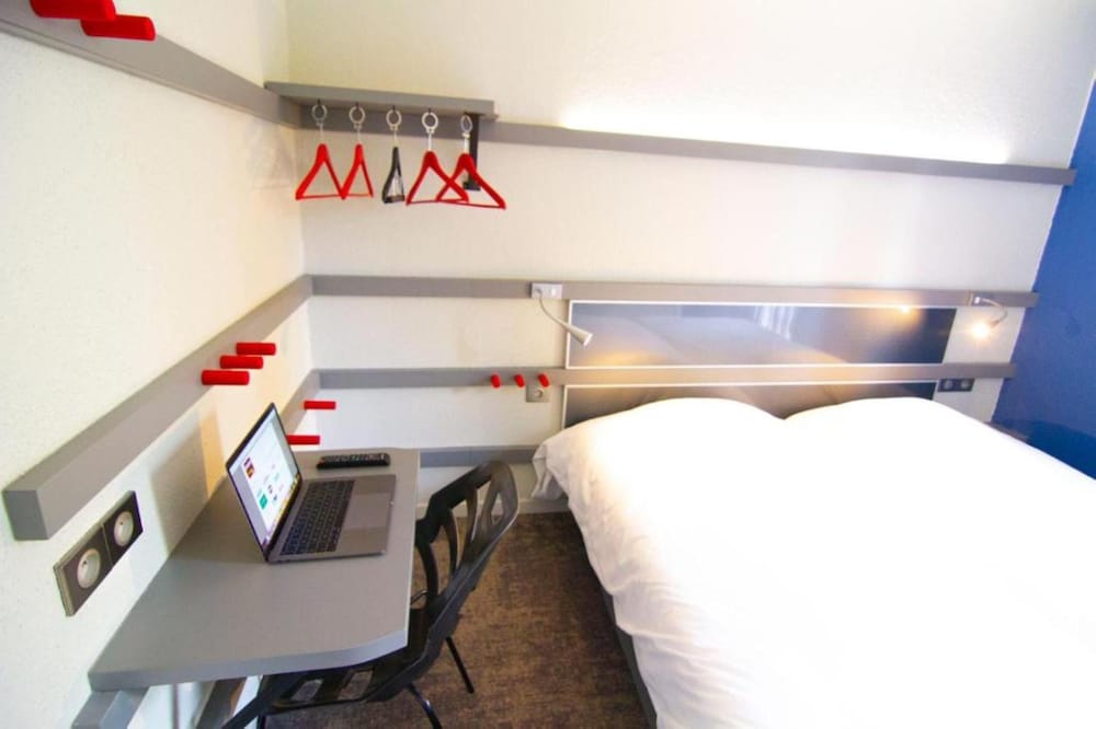 Enzo Hotels Trappes by Kyriad Direct 15/50