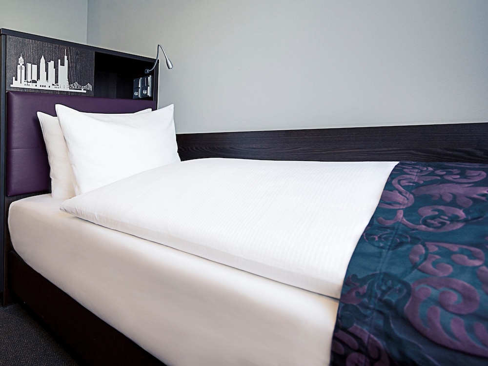 Mercure Hotel Frankfurt City Messe 14/70