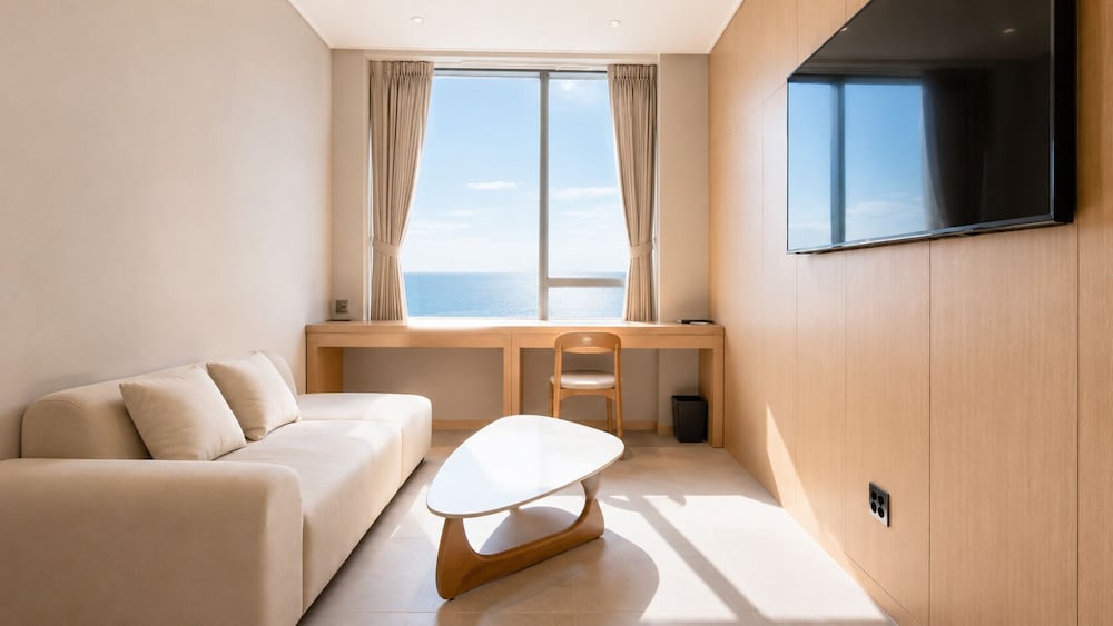 جناح بسرير كينج وسرير فردي، Hotel Laon 7/10