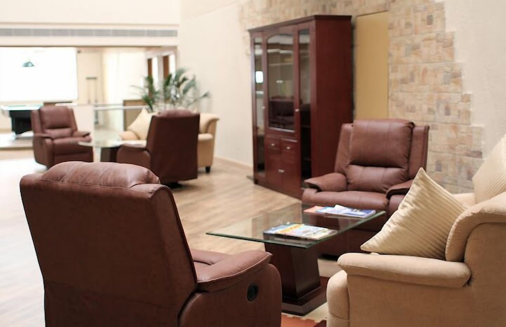 Savoy Suites Manesar 37/59