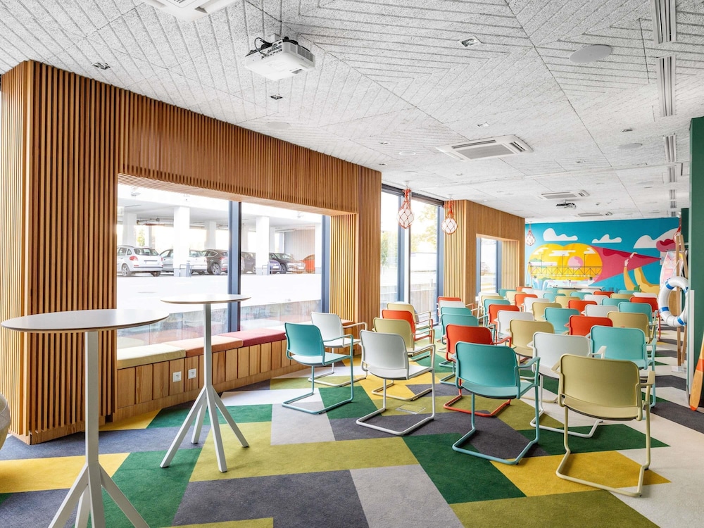 Ibis Styles Warszawa Centrum 48/76