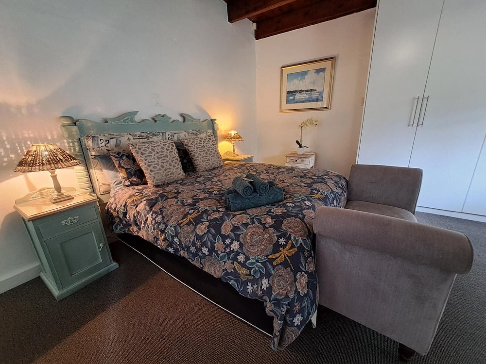 Fiore Guest Accommodation 31/50