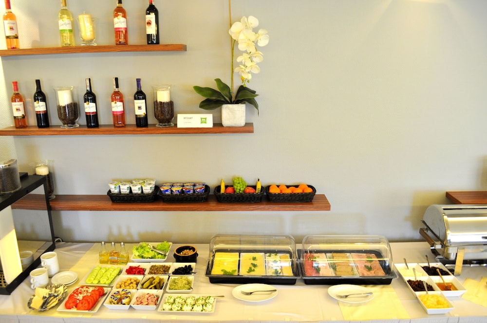 ibis Styles Warszawa West photo4