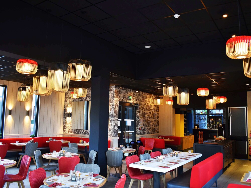restaurant-cafeteria