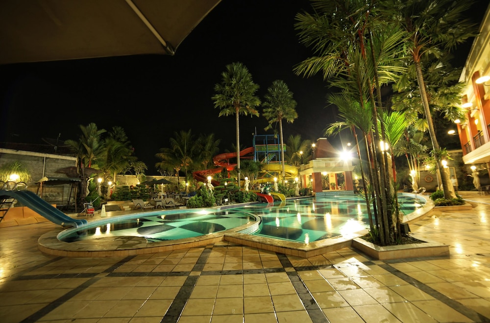 Grand Wahid Hotel Salatiga 6/61
